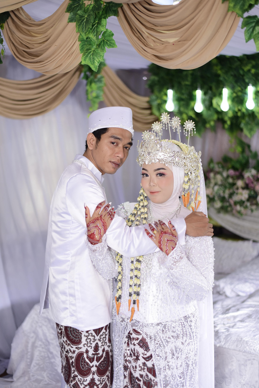 239835-gallery-DXKr8g065I.jpg