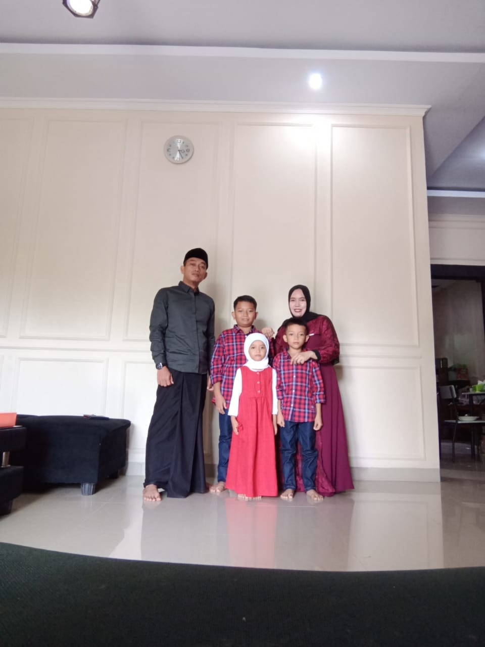 313750-gallery-8q1iG4lVNR.jpg