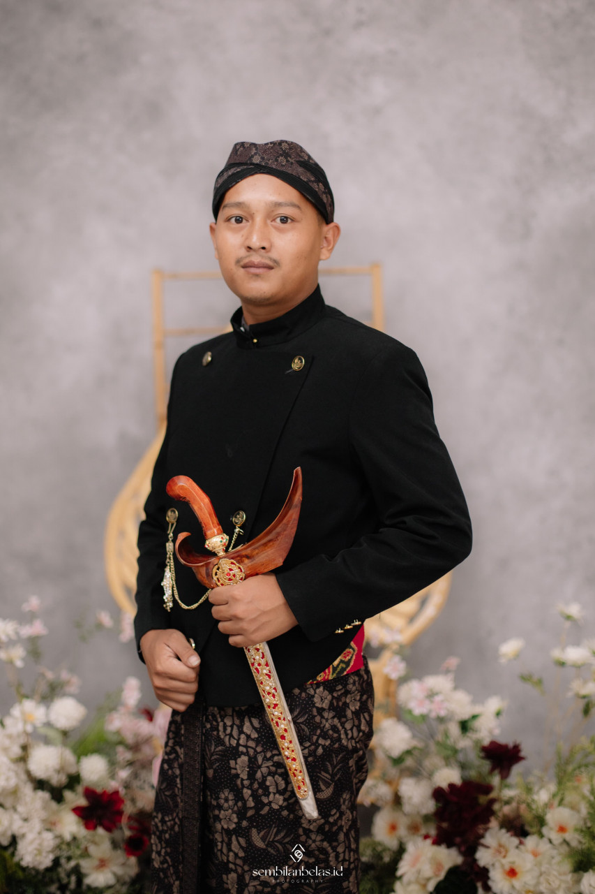 male-1-1687991959.webp
