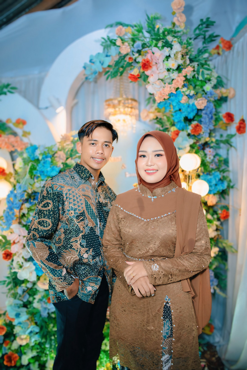 couple-1690953166.png