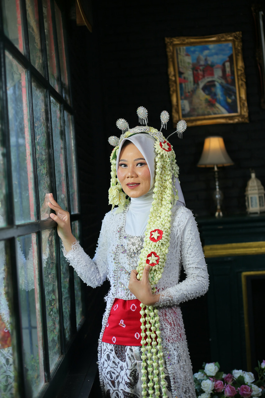 wanita-1698729316.png