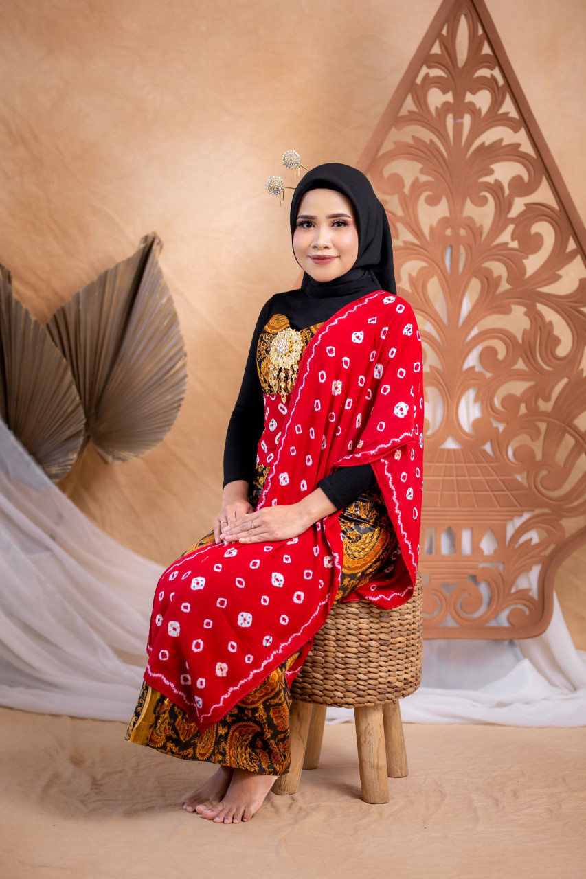 female-1-1687991981.webp