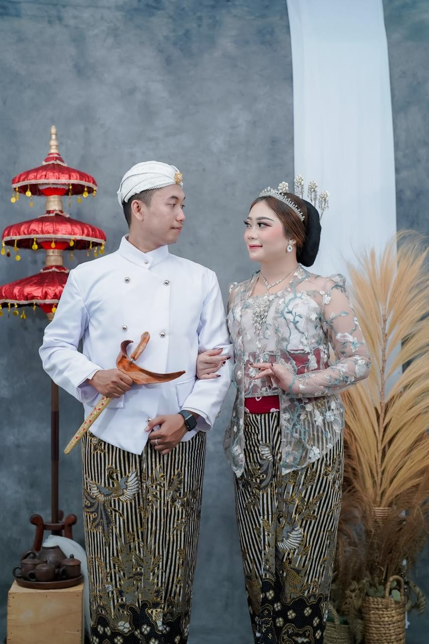 wayang-atas.webp