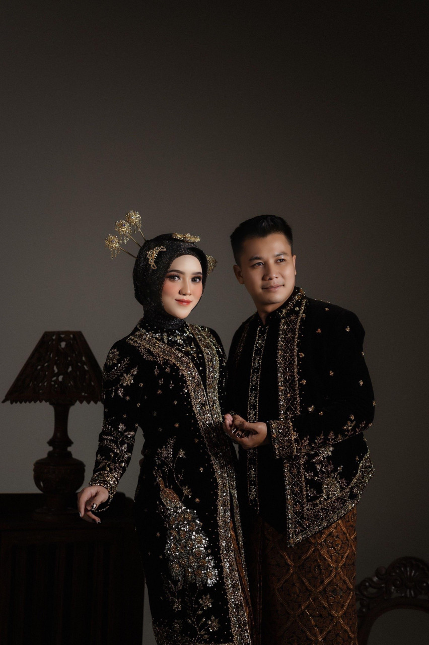 couple-1690953166.png