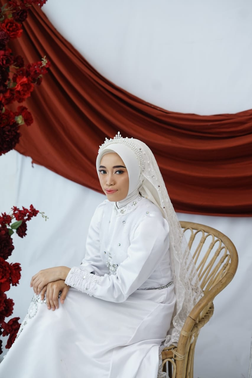 female-1-1687991981.webp