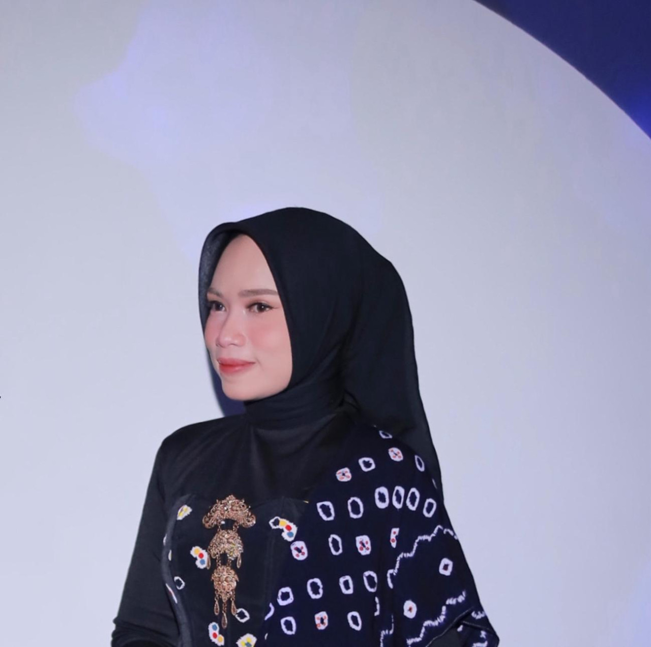 female-1-1687991981.webp