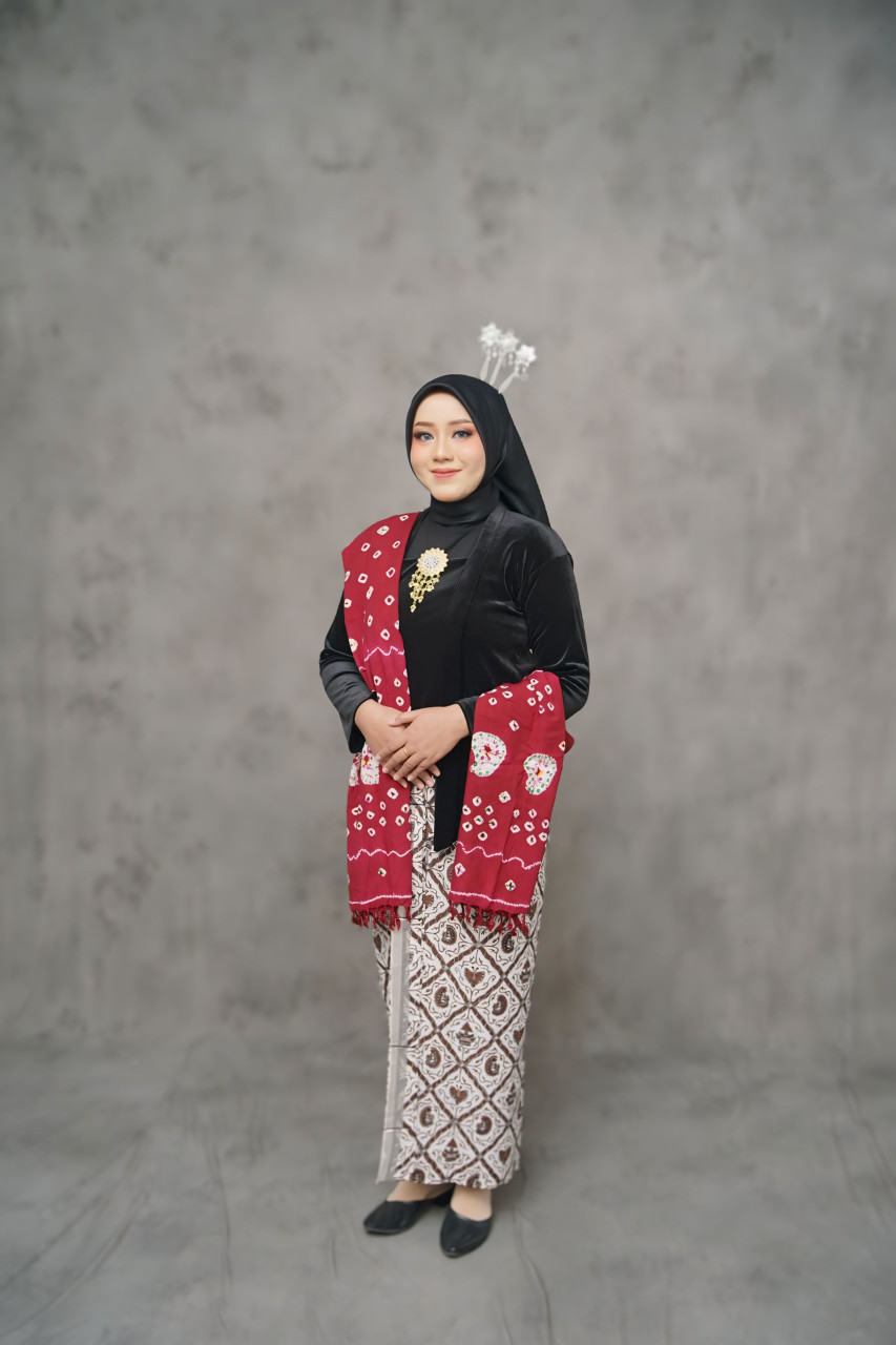 female-1-1687991981.webp
