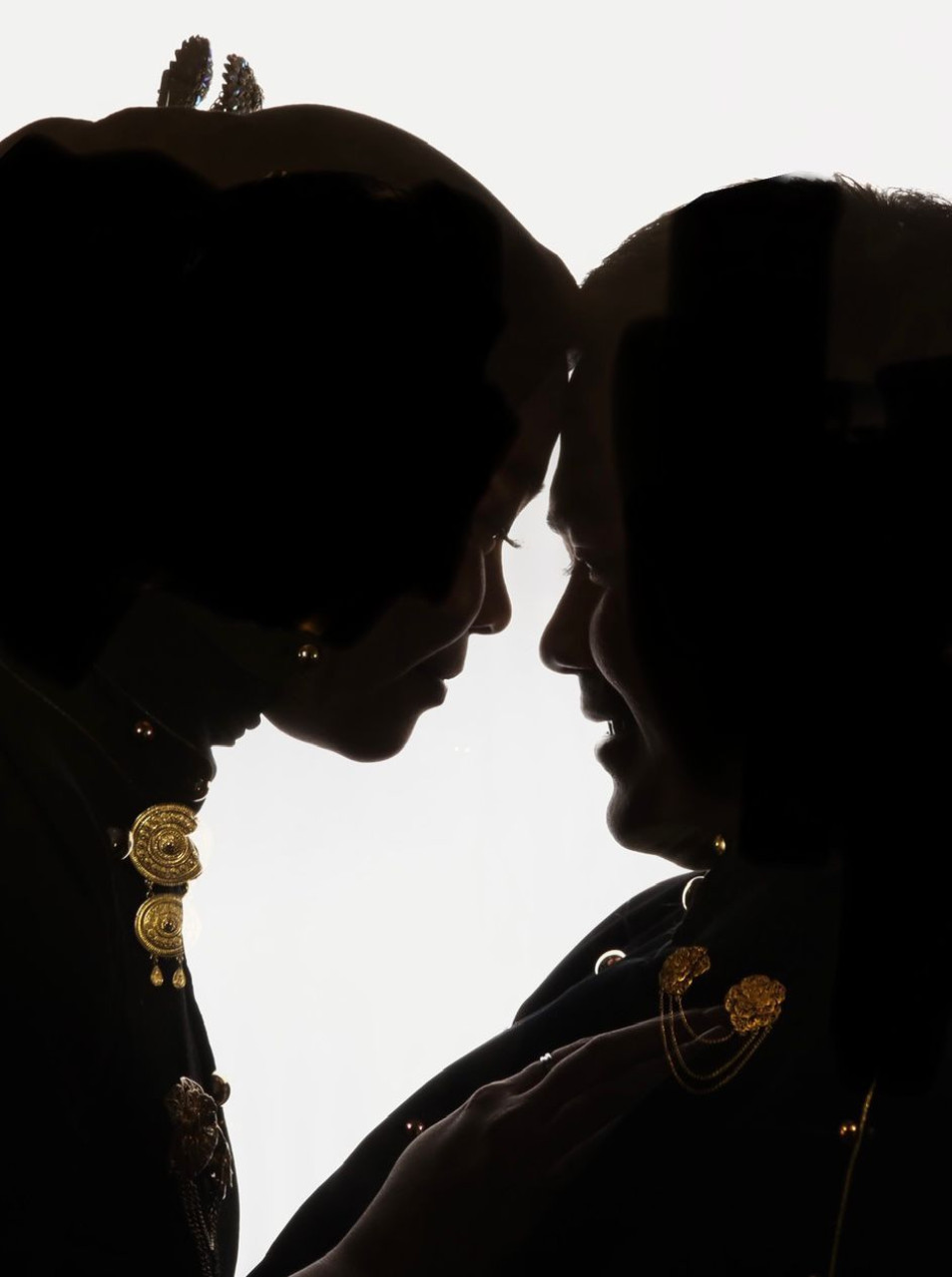 couple-1690953166.png