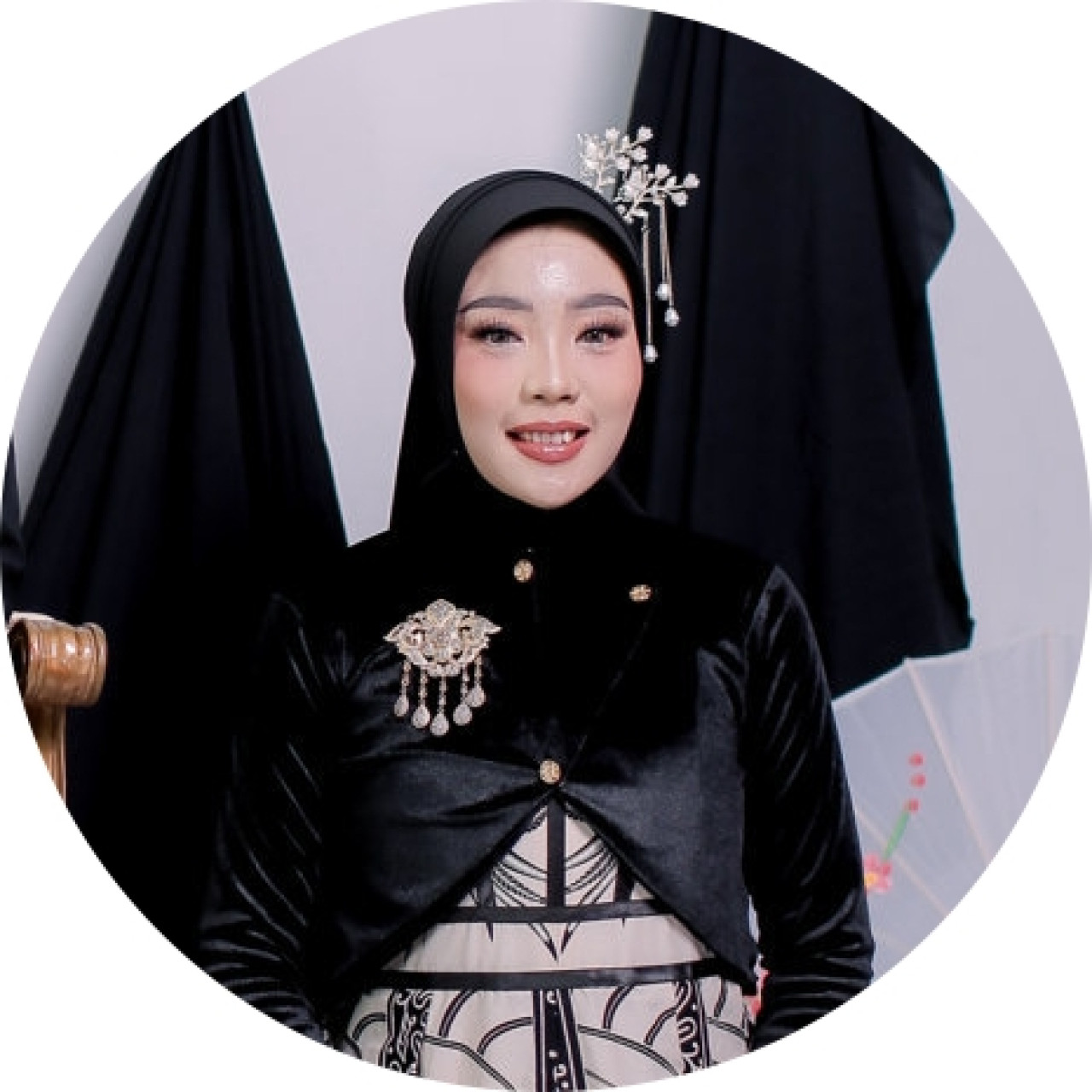 female-1-1687991981.webp