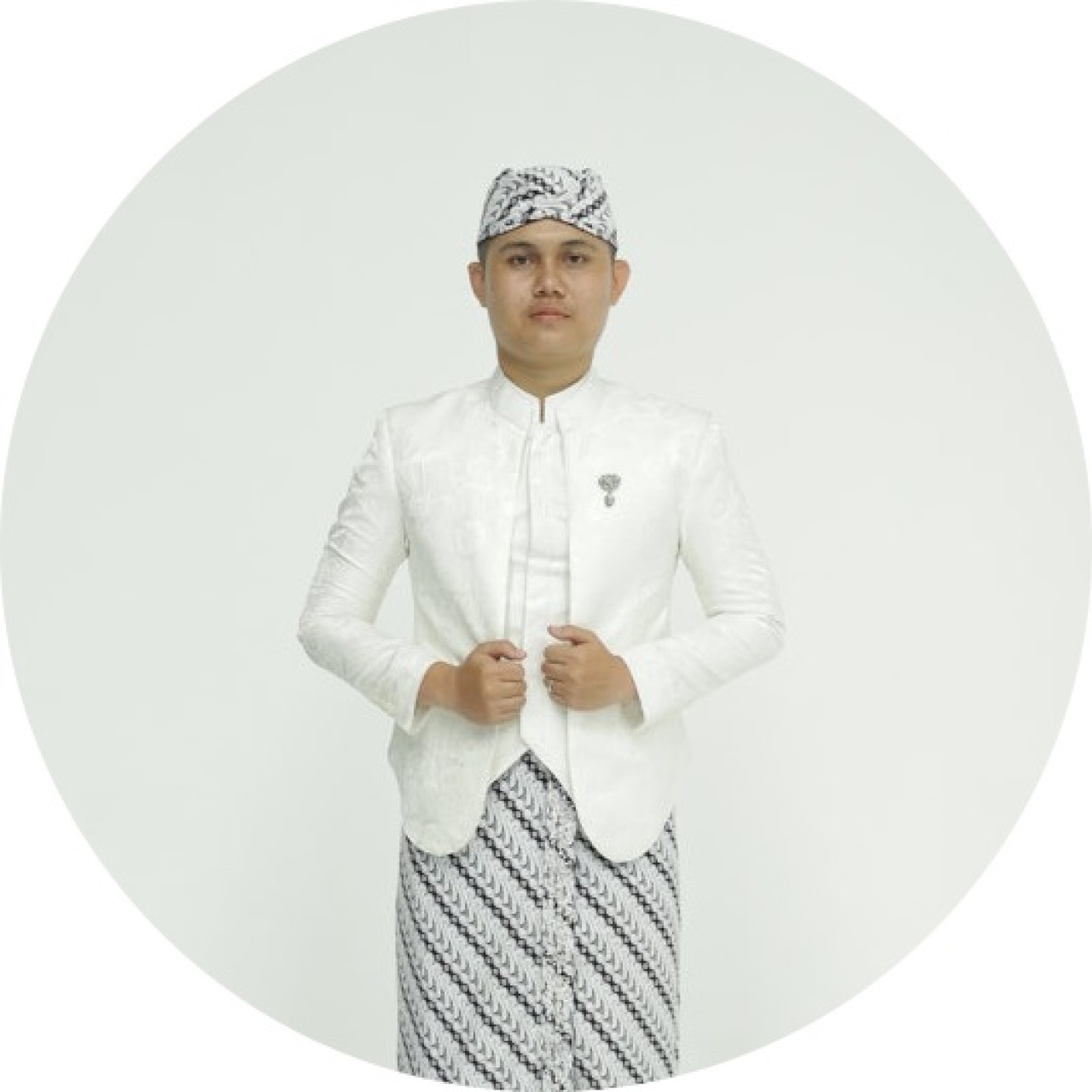 male-1-1687991959.webp