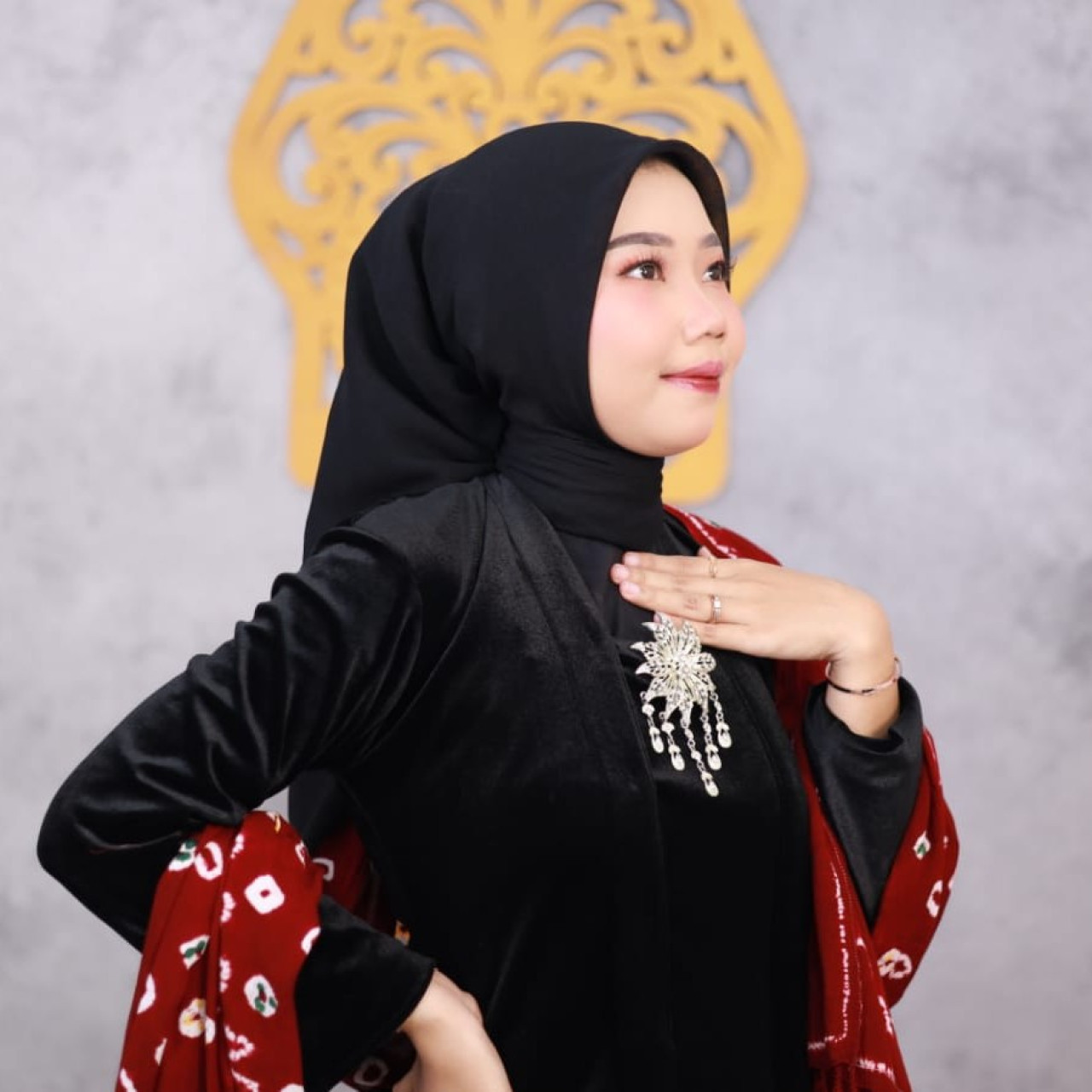 female-1-1687991981.webp