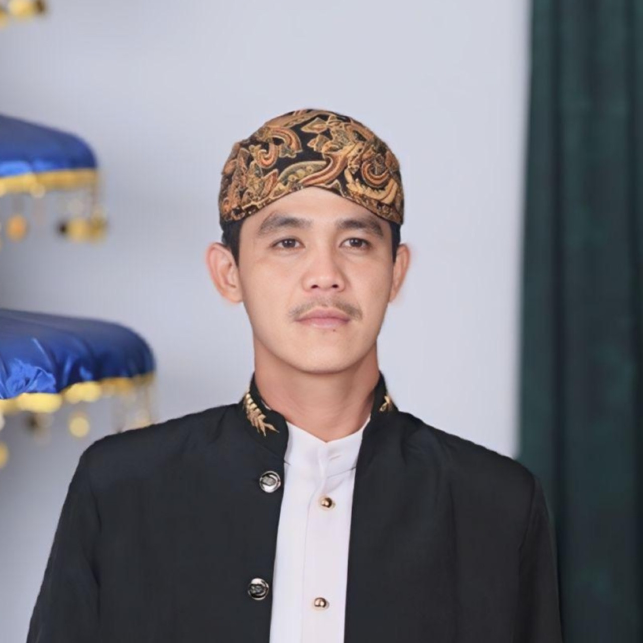 male-1-1687991959.webp