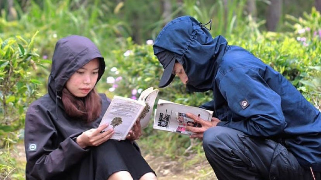 wayang-atas.webp
