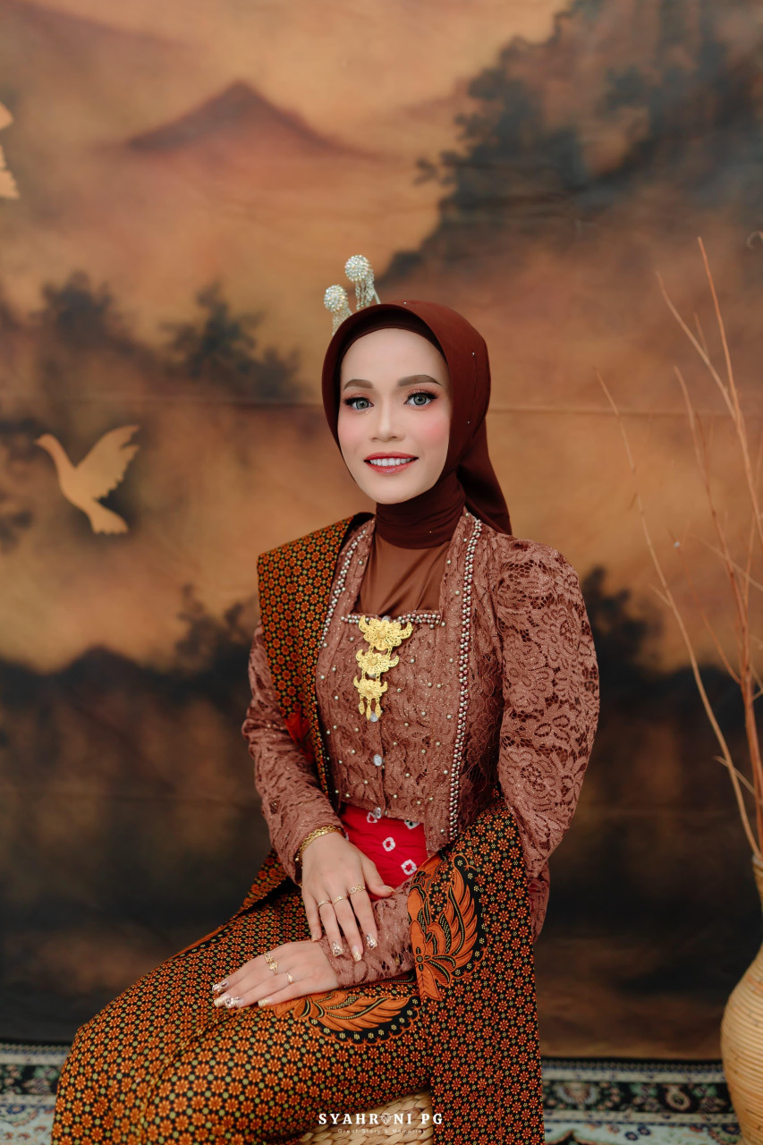 female-1-1687991981.webp