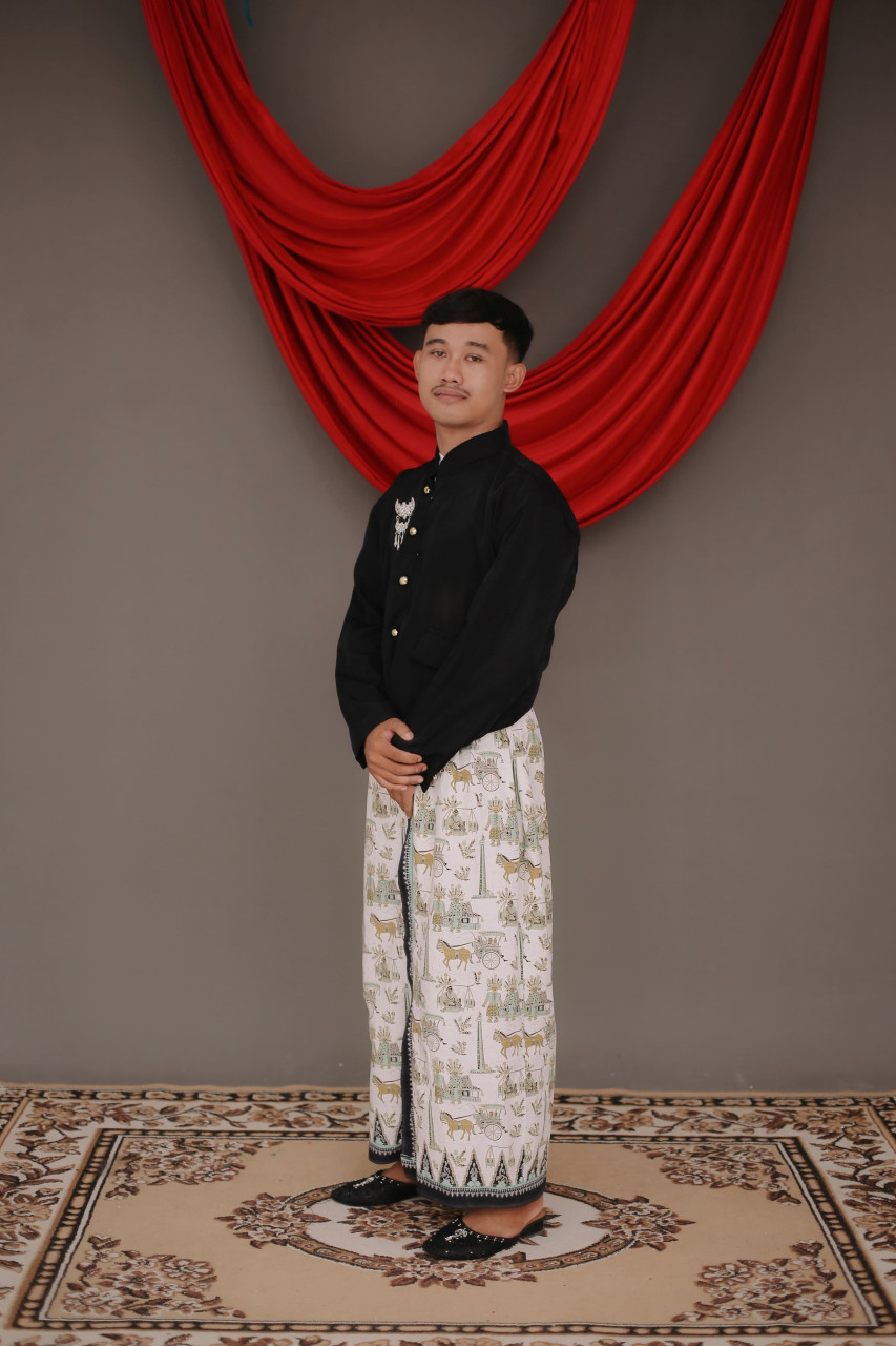 male-1-1687991959.webp
