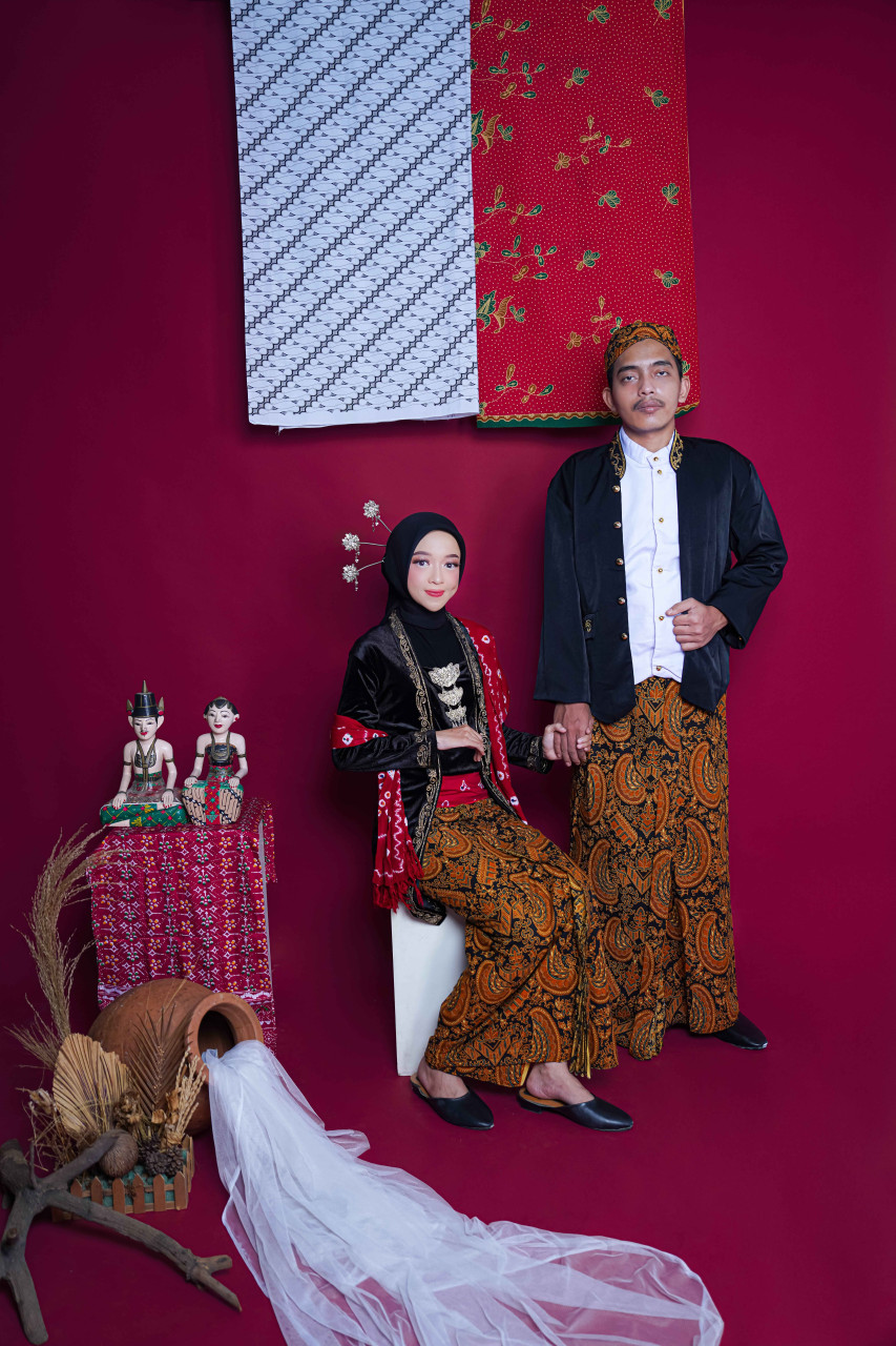 couple-1690953166.png