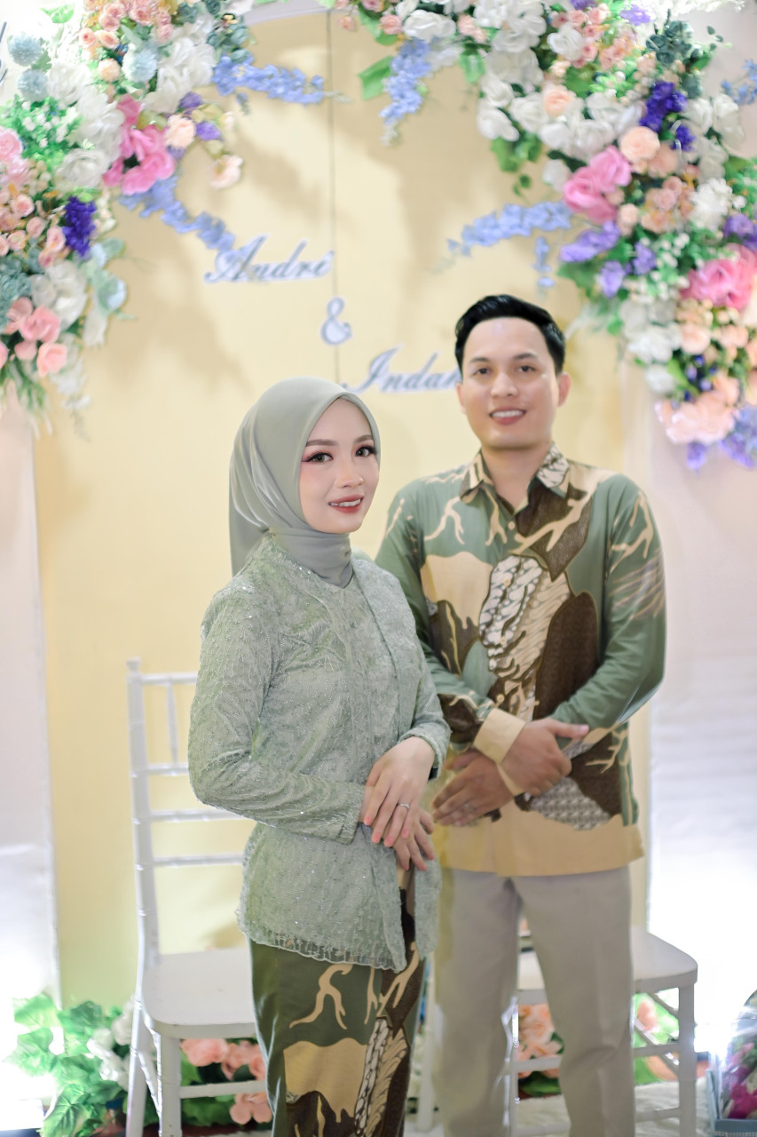 couple-1690953166.png