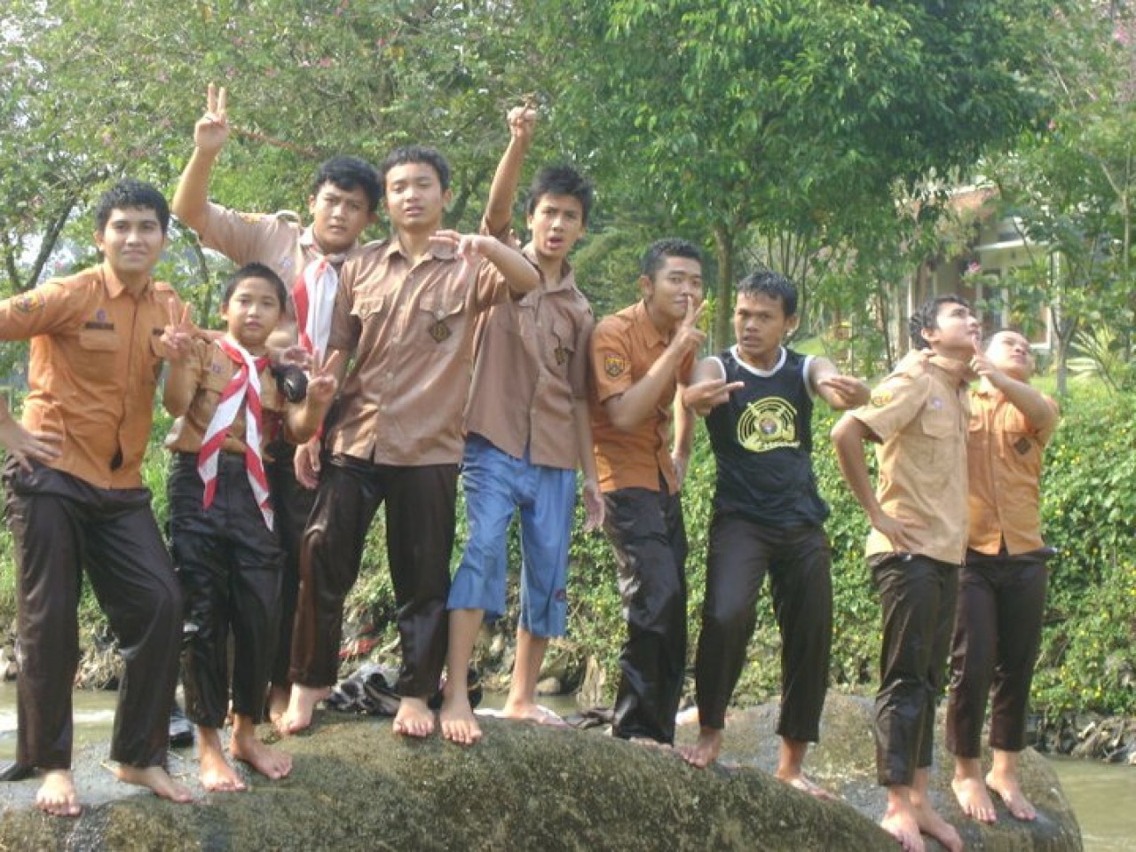 8868-gallery-1652949933.jpg