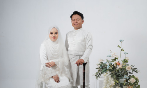 Okta & Shola